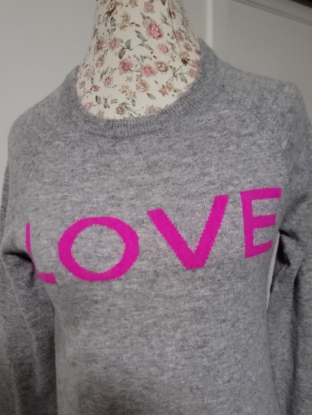NWT Philosophy Gray Crewneck Sweater with Pink LOVE Intarsia - Picture 2 of 9
